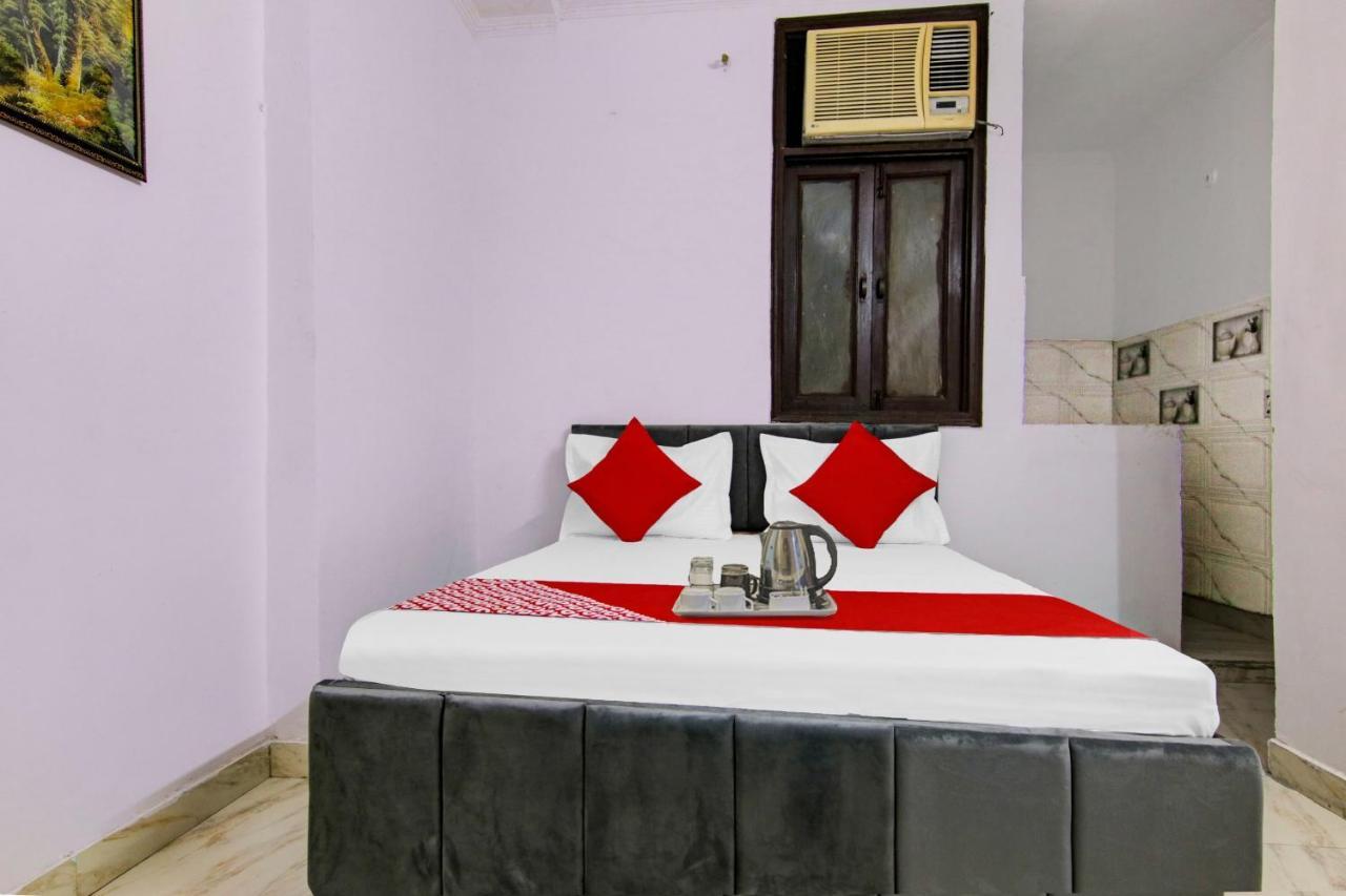Hotel O Chaudhary Villa Ню Делхи Екстериор снимка