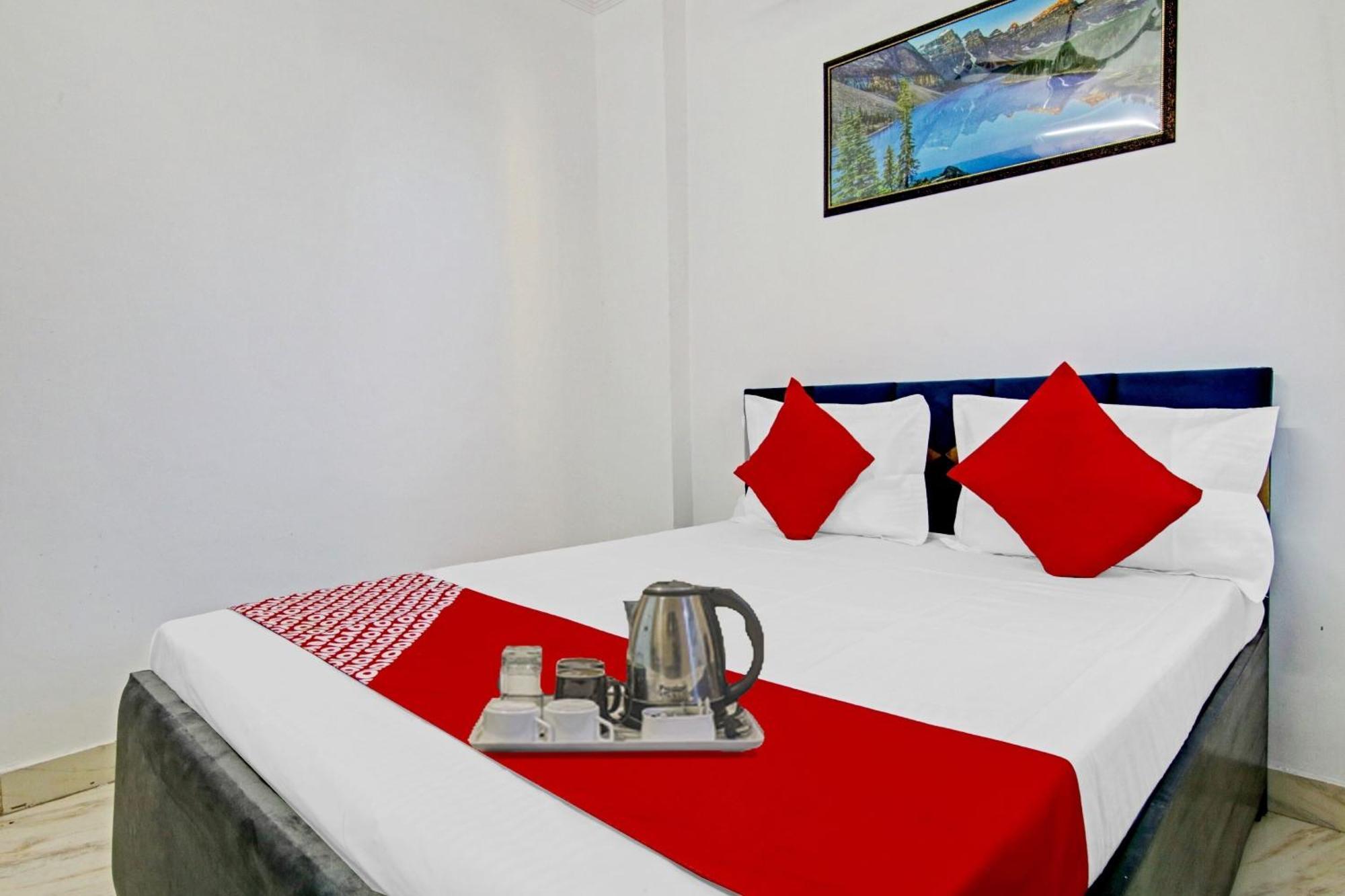 Hotel O Chaudhary Villa Ню Делхи Екстериор снимка